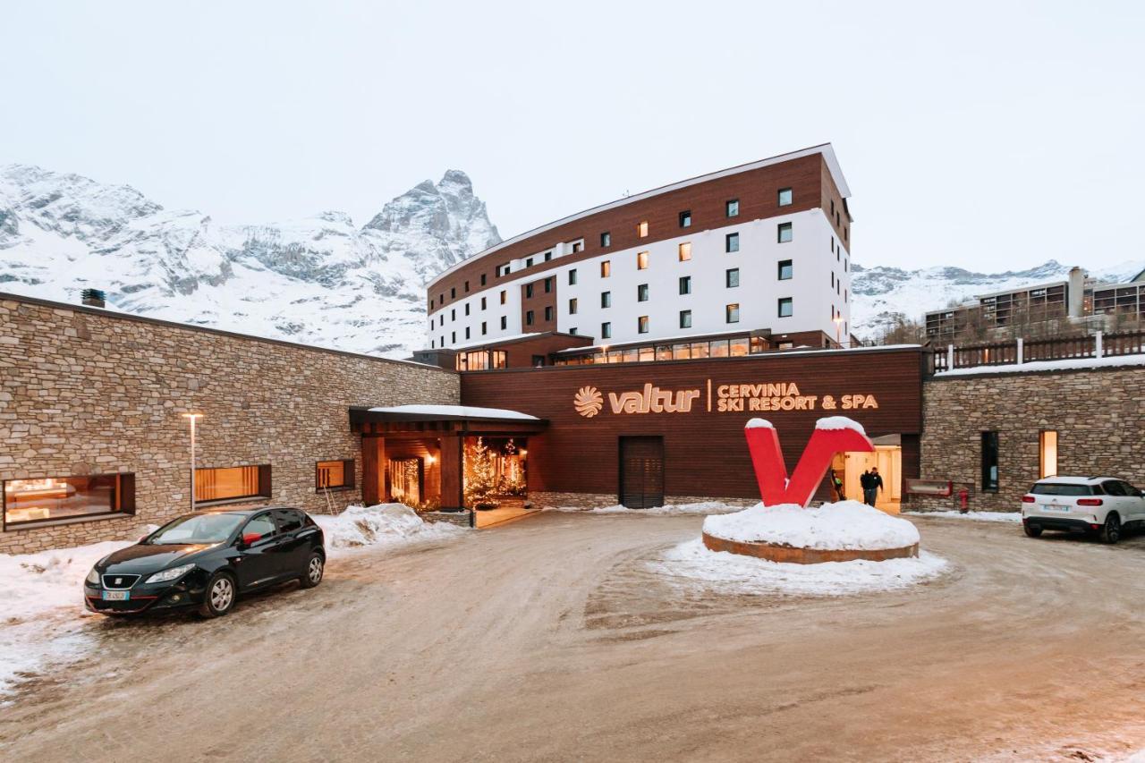 Valtur Cervinia Cristallo Ski Resort Breuil-Cervinia Exterior foto